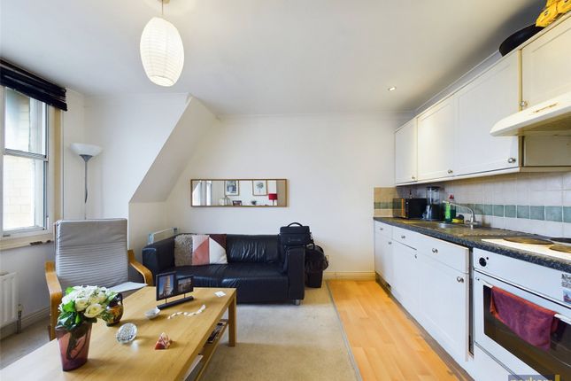 Flat for sale in Station Road, Reading, Berkshire