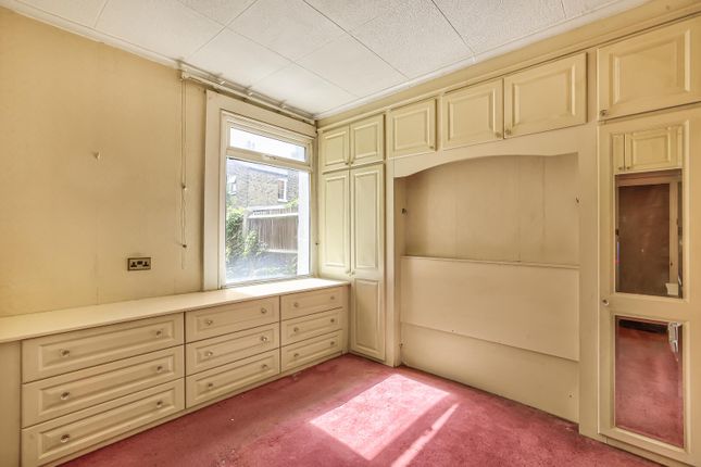 61, Dornton Road, London photo 4