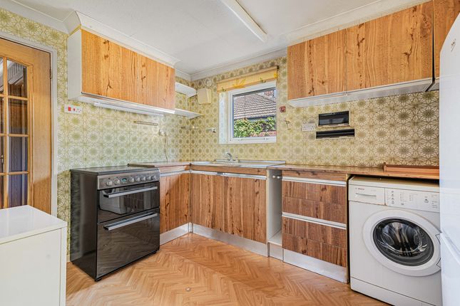 14, Chapel Lane, Benson photo 4