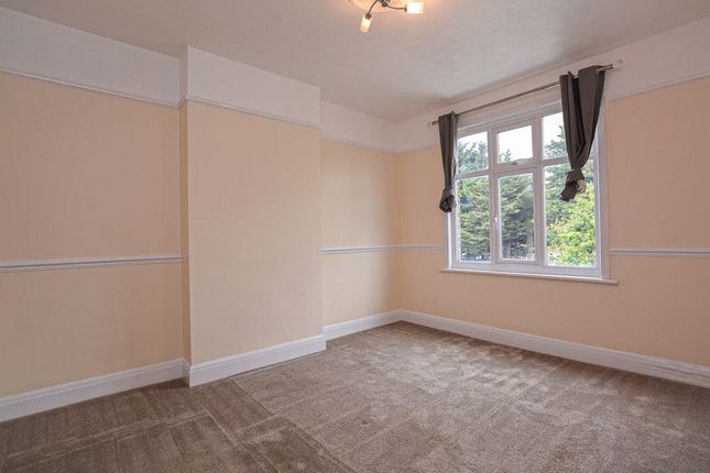 Bournemouth Park Road, Southend-On-Sea photo 4
