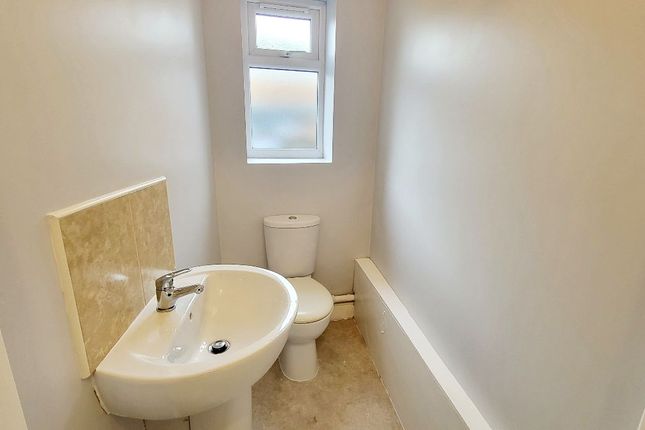 18 Millers Hill, Houghton le Spring photo 4