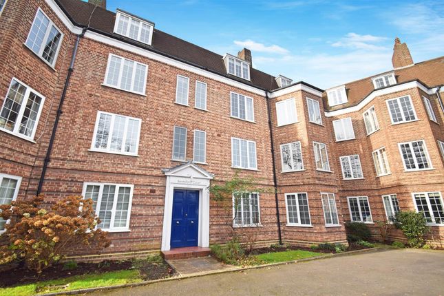 Thumbnail Flat to rent in Park Road, Twickenham