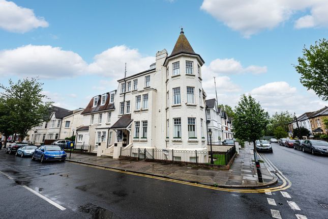 Thumbnail Hotel/guest house for sale in Alexandra Road, Southend-On-Sea