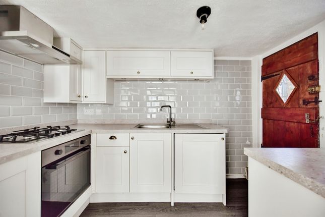 82, Ryarsh Road, West Malling photo 3