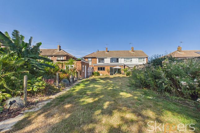 9 Hillcrest Close, Ashford photo 4