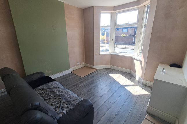 438 Hawthorne Road, Bootle photo 5