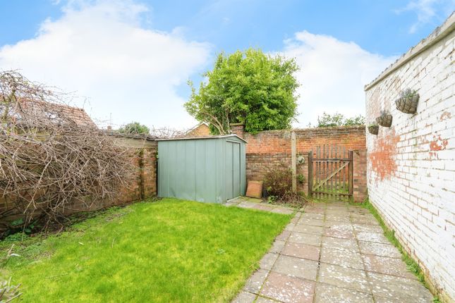 Terraced house for sale in Cross Street, Cromer