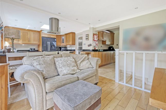 84 Park Lane, Billericay photo 4