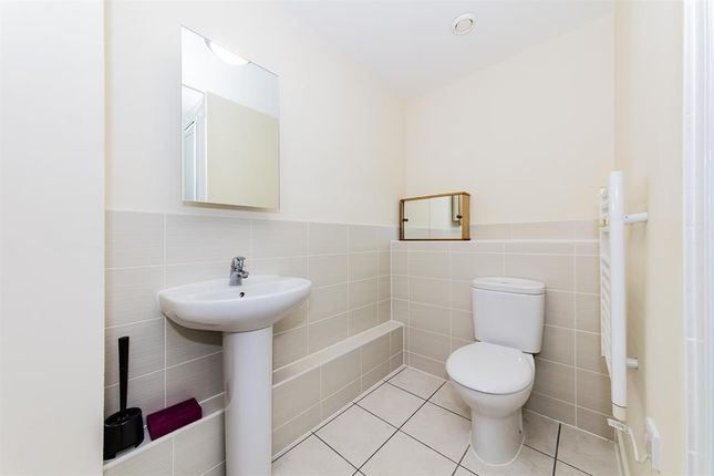 Flat to rent in Kings Quarter, Orme Road, Worthing