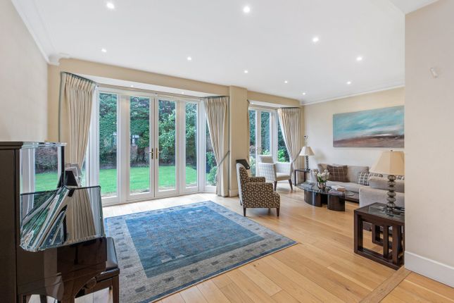 37, Cavendish Drive, Edgware photo 3