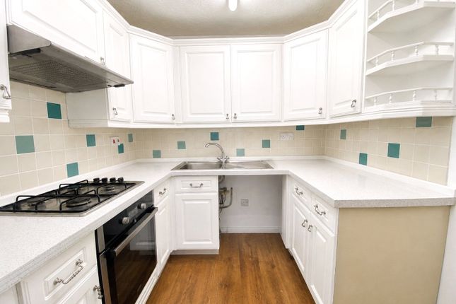 27, Downfield Close, Devon photo 4