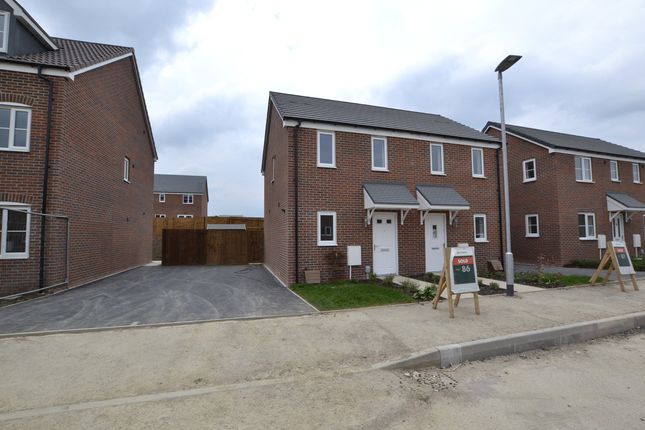 44, Homeground Road, Gloucester photo 2