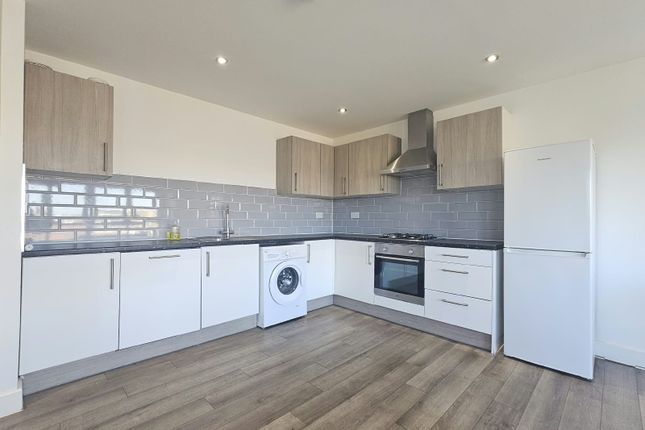 Dunton Road, Leyton photo 4