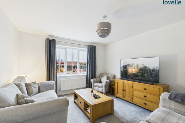 39, Aintree Drive, Market Rasen photo 4