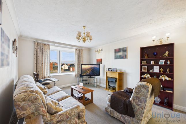Flat 308, Ashton Garden Court, Lytham St. Annes photo 2
