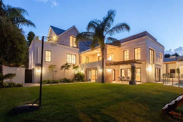 Thumbnail Property for sale in Eden Road, Upper Claremont, Western Cape, 7708