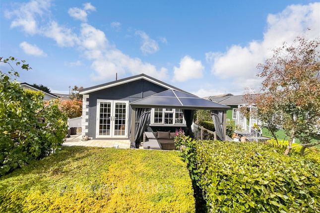 2-bed caravan on Mayphil Mobile Park, Hawk Hill, Wickford, £275,000