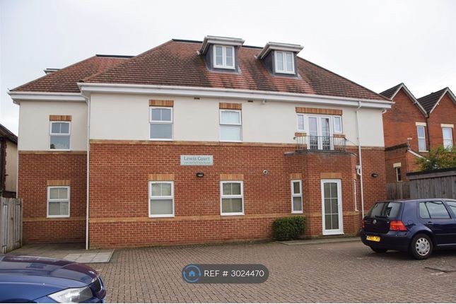 Flat  Lewis Court  Belle Vue Road, Bournemouth photo 2