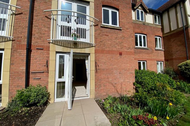 Flat for sale in Worcester Road, Malvern