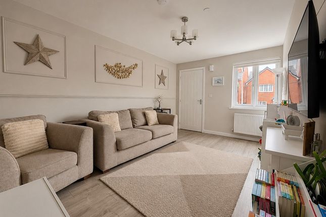 9, Clos Y Cornicyll, Llanharan photo 3