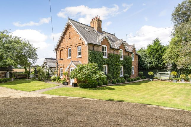 Thumbnail Detached house for sale in Sand Barn Lane, Snitterfield