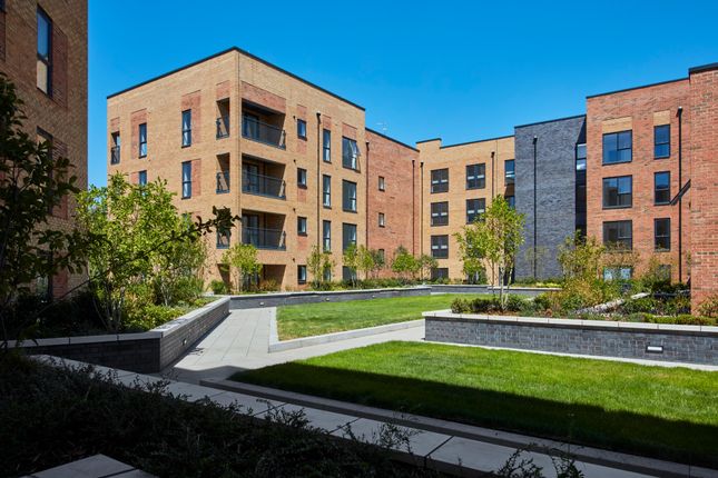 1-bed flat on 216, 159 Tiltman Avenue, Greenhithe, £243,000