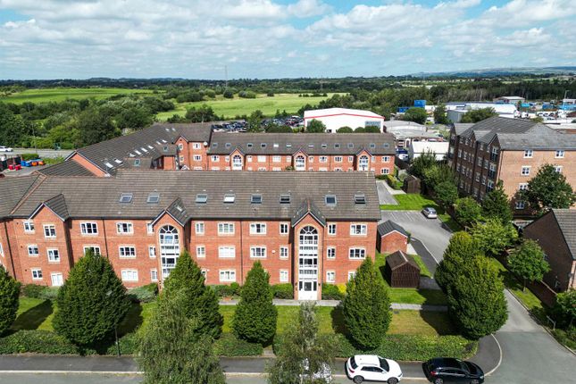 Flat for sale in Gadfield Grove, Atherton, Manchester