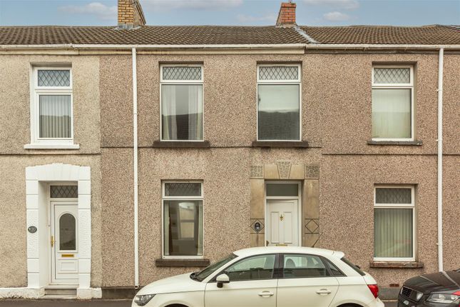 2-bed house on 18, Downing Street, Llanelli, £75,000