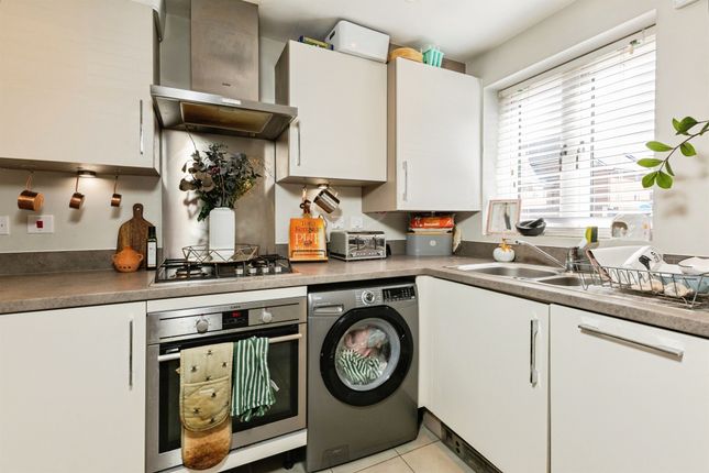 20, Appleby Walk, Reading photo 3