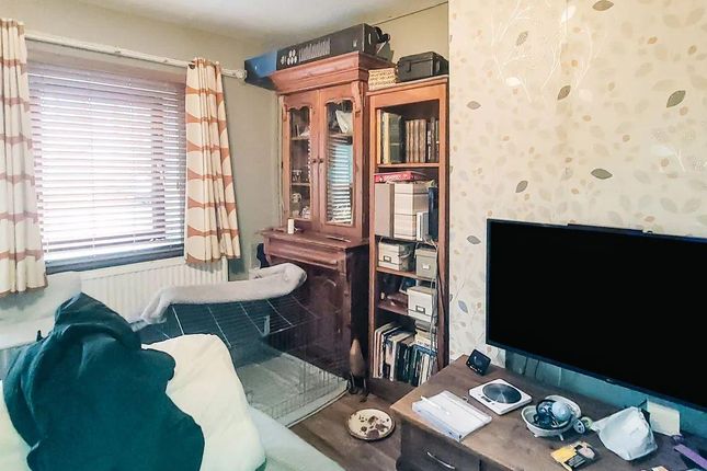 76, Mwrog Street, Ruthin photo 4