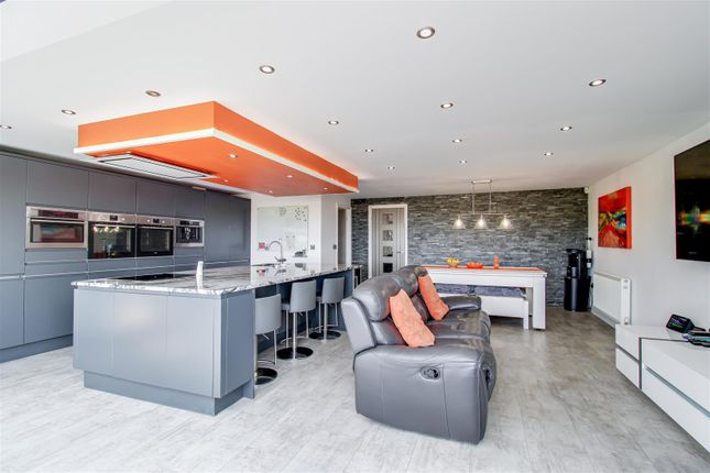 9, Pennine View, Barnsley photo 4