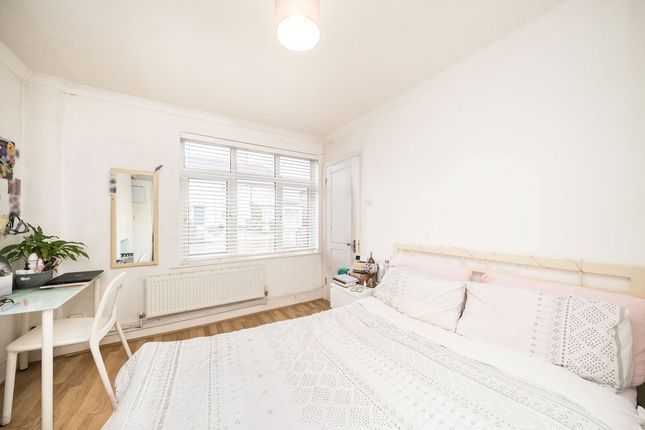 27, Charter Road, Kingston Upon Thames photo 4