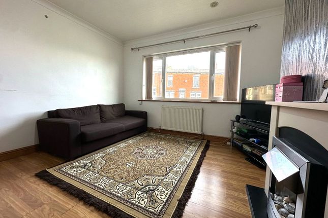 3 Leopold Road, Blackburn photo 3