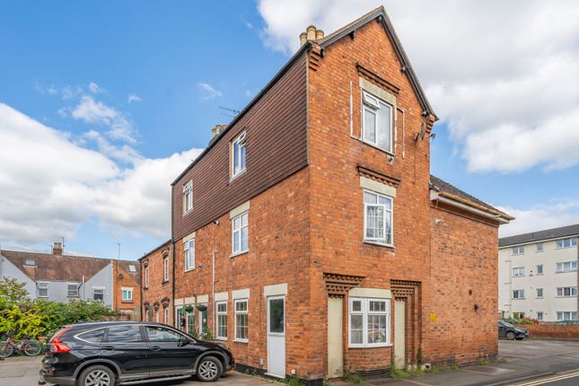 Thumbnail Flat for sale in Station Street, Tewkesbury, Gloucestershire