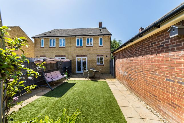 3 Bramling Cross, Abingdon photo 4