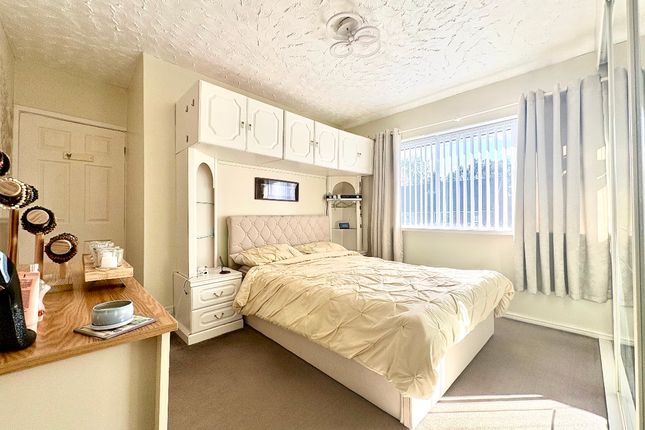 47 Buttermere Road, Bolton photo 4
