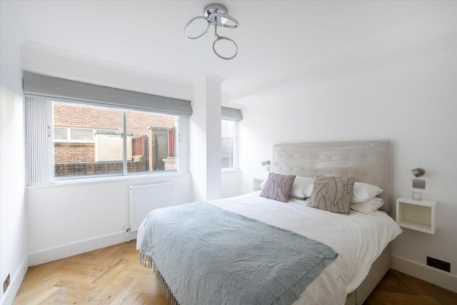 Flat for sale in Campden Hill Road, London W8.