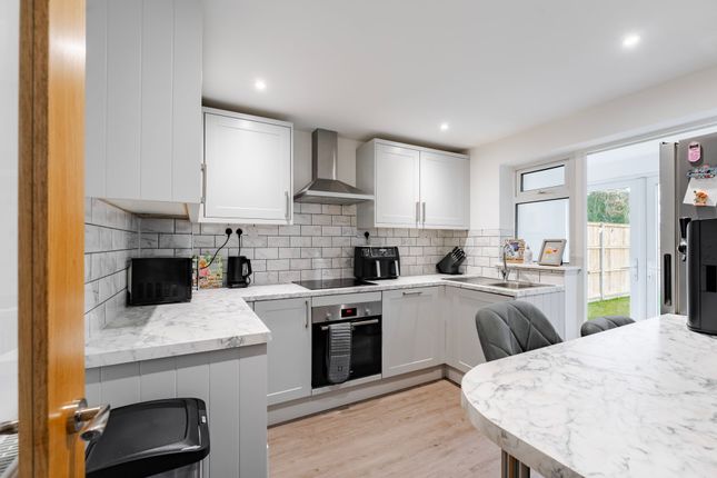 17 Hawthorn Close, Wymondham photo 2