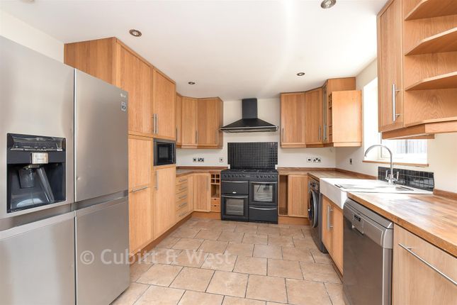 7, Copse Road, Meadvale photo 4
