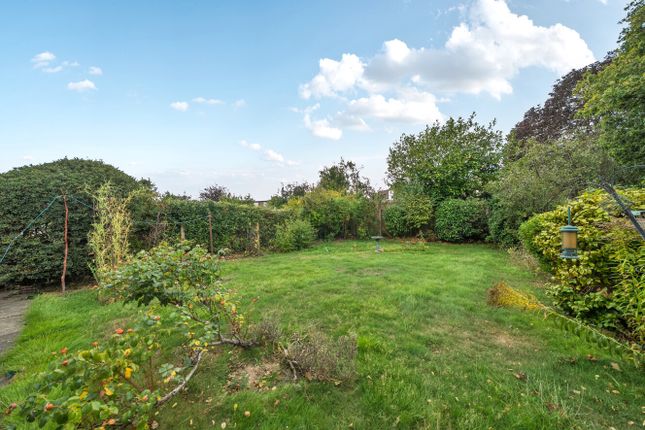 Oakfield Gardens, Kent photo 2