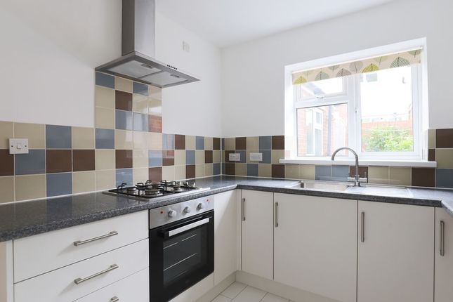 27, Clifton Street, Exeter photo 4