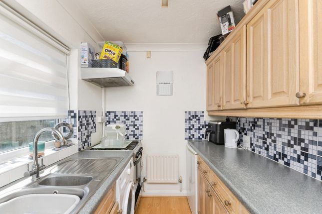 177, Clacton Road, Clacton-on-Sea photo 4