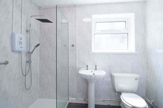 48 North Road, Newport photo 4