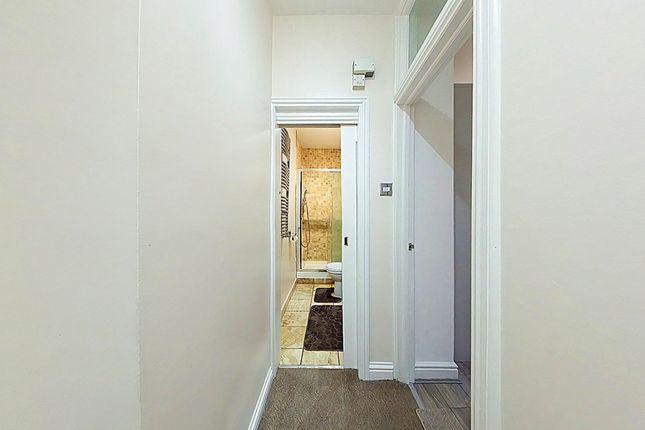 84, Hindes Road, Harrow photo 3