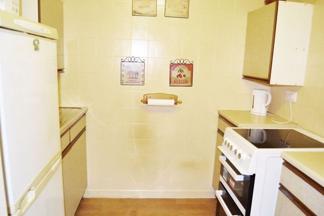 1 Bed Flat For Sale In Leicester Road Market Harborough Le16 Zoopla