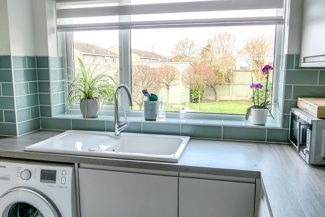 5, Lunedale Close, Bedford photo 4