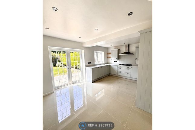 Graig Newydd, Godrergraig, Swansea photo 2