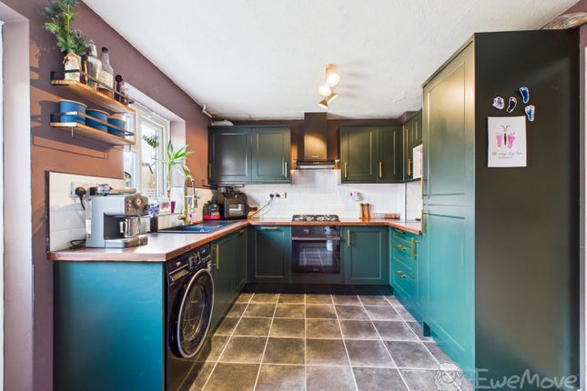 33, BUTTERMERE CLOSE, BORDON photo 4