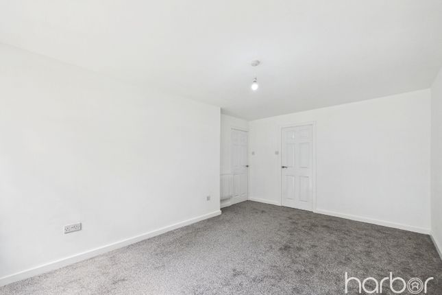 0/2 63 Torphin Crescent, Greenfield, City of Glasgow photo 3