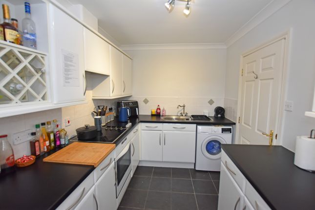 Flat for sale in Fenby Gardens, Scarborough